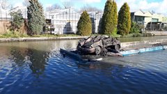 Vervoer gevonden autowrak